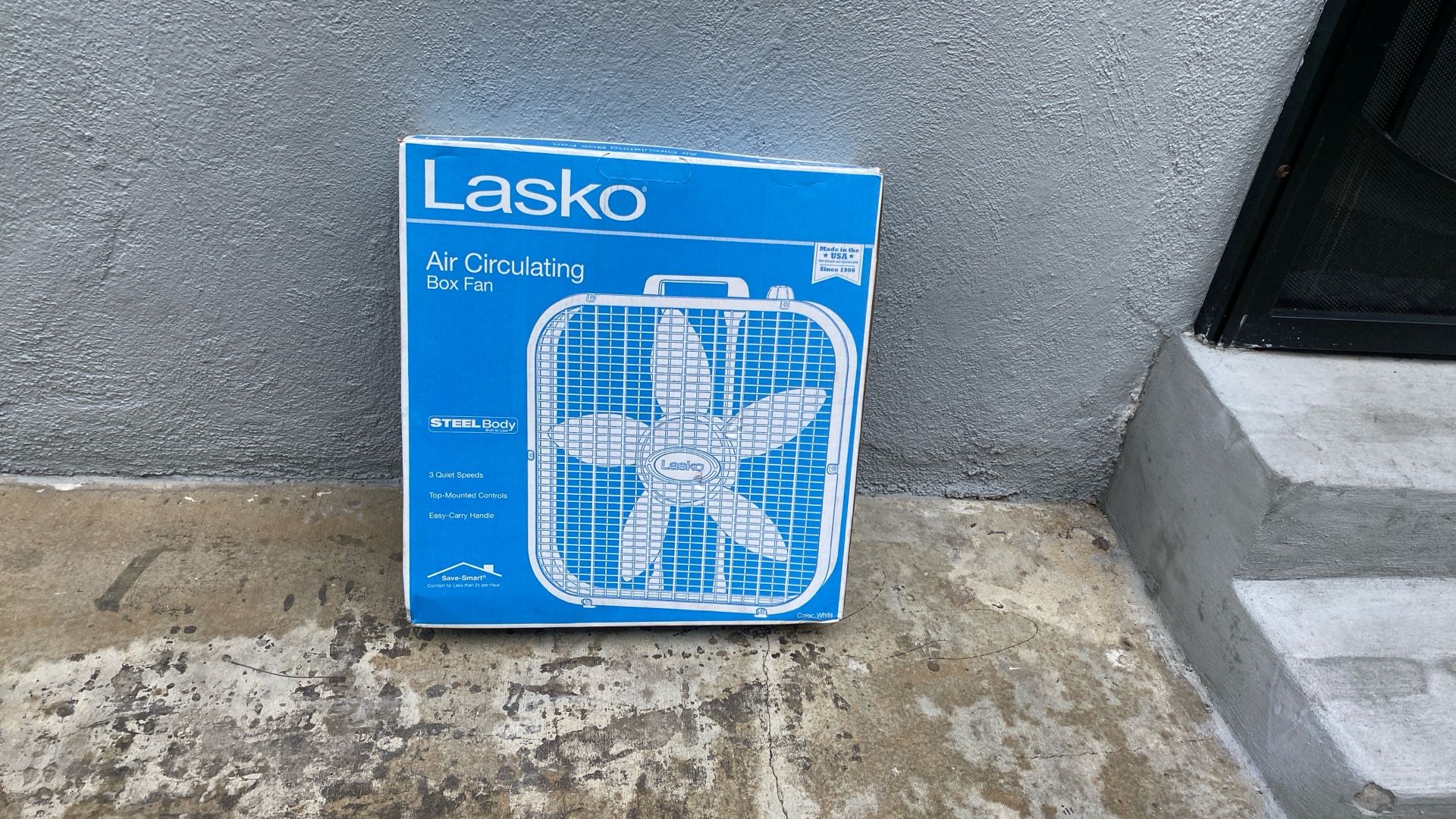 Lasko Air Circulating Box Fan