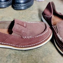 Brand New Women Ariat Slides Sz 7.5