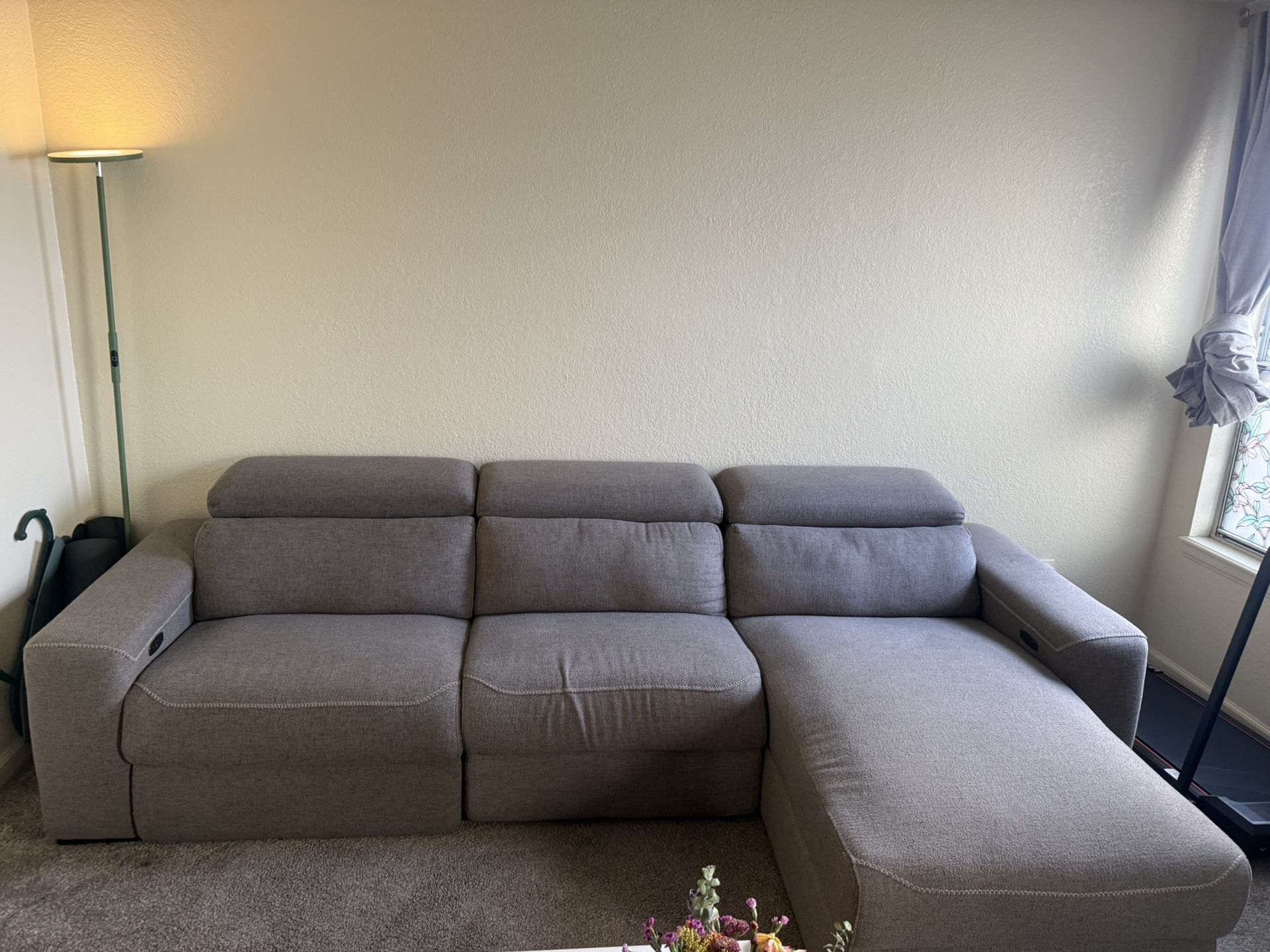 Ashley Mabton 3-Piece Power Reclining Sectional – Gently Used 