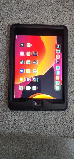 Ipad mini 4 excellent condition