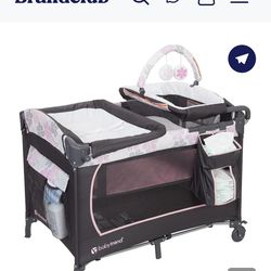 Baby Trend
Lil Snooze Deluxe Nursery Center - Floral Rain