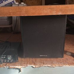 Rockville Shaker 12 (1200Watts) w receiver 