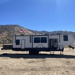 2017 Grand Design 349M