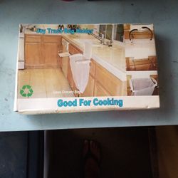 Joy Trash Bag Holder 