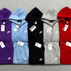 Nike Jogger sets 