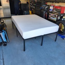 Full Size Bed With Bed Frame