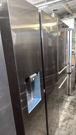 Samsung side-by-side refrigerator