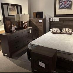 🇺🇸 NEW!! 4pc Bargain Bedroom Sets STILL IN BOX 📦 Delivery Avail 🚛🇺🇸