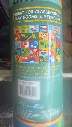 Kids' Smithsonian 48" × 72"