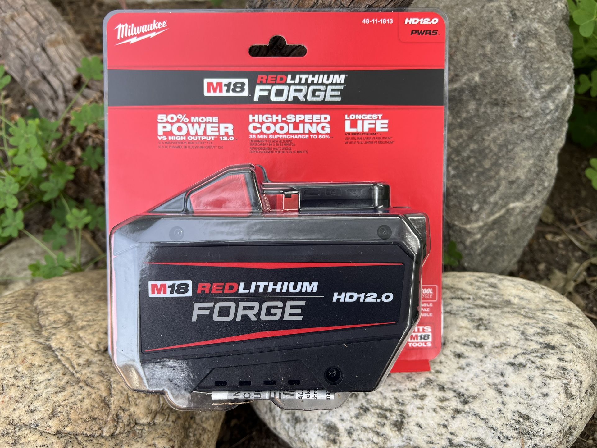 M18 18V Lithium-Ion REDLITHIUM FORGE HD 12.0 Ah Battery Pack Price Brand new 🚨🚨🚨🚨 Price Is firm