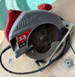 Skilsaw 2.3 HP max motor 12 amp