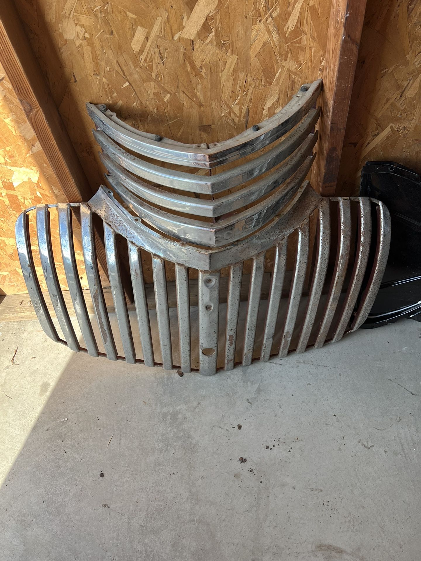 1945 Chevy truck grill