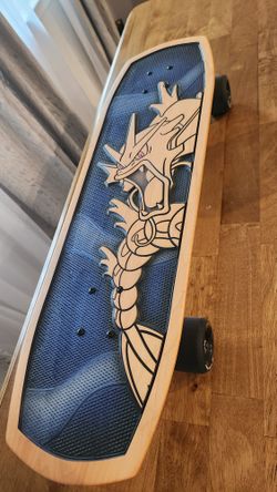 Bear Walker. Pokemon. Skate Board. Collectible 