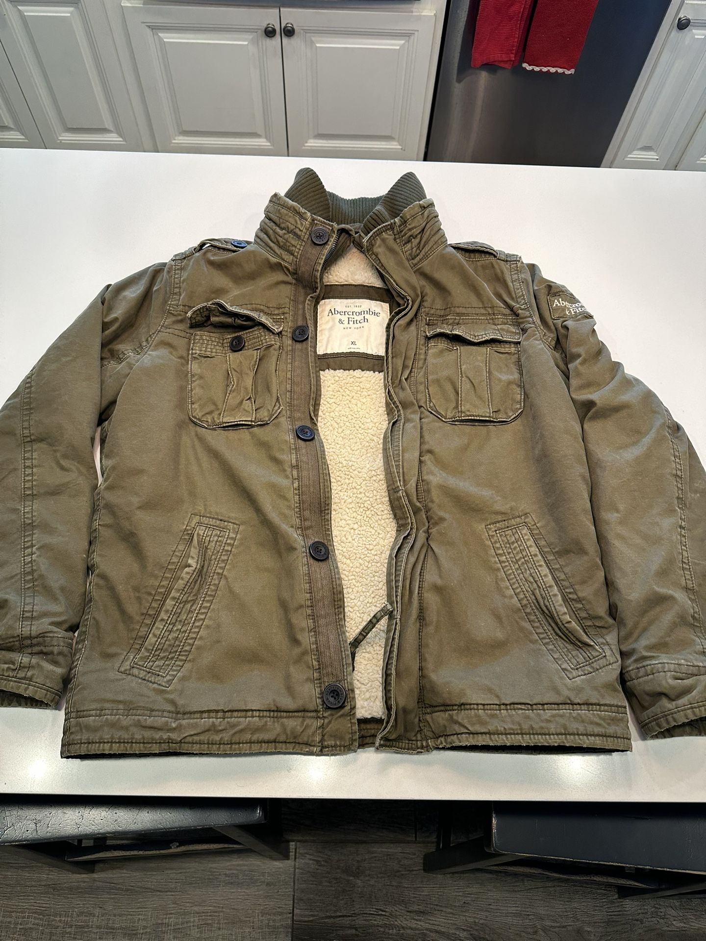 Abercrombie & Fitch Men's Bomber Jacket Size XL