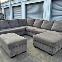 COUCH FOR SALE 