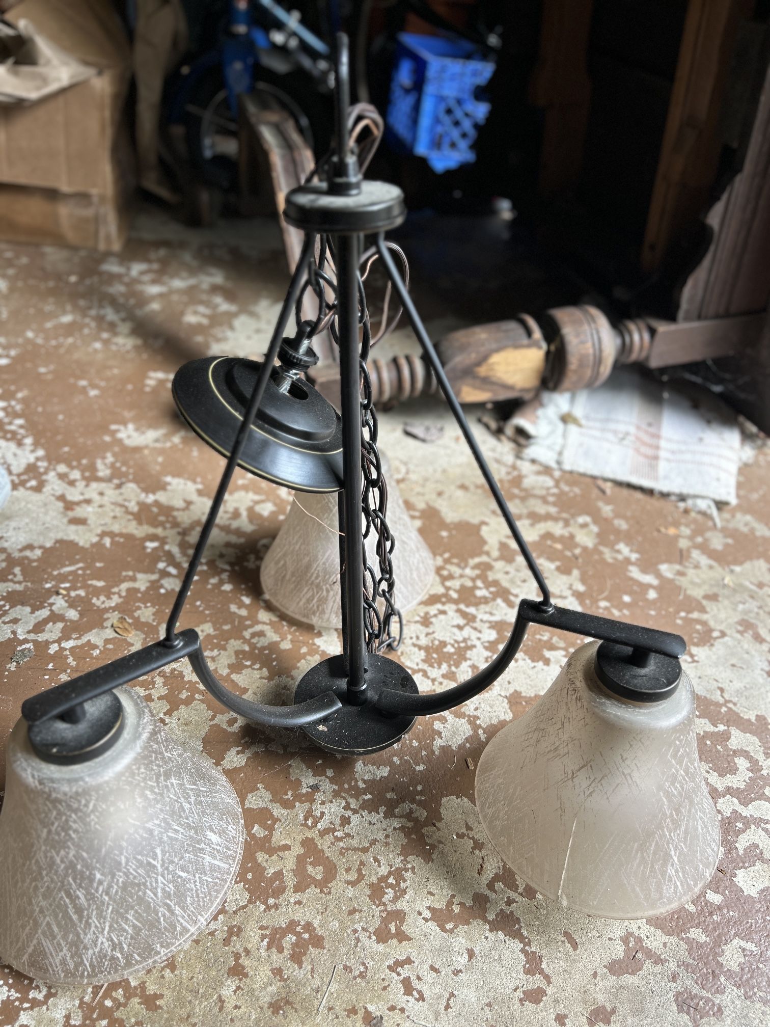 Light Fixture / Chandelier