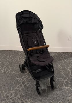 Nuna TRVL™ Stroller