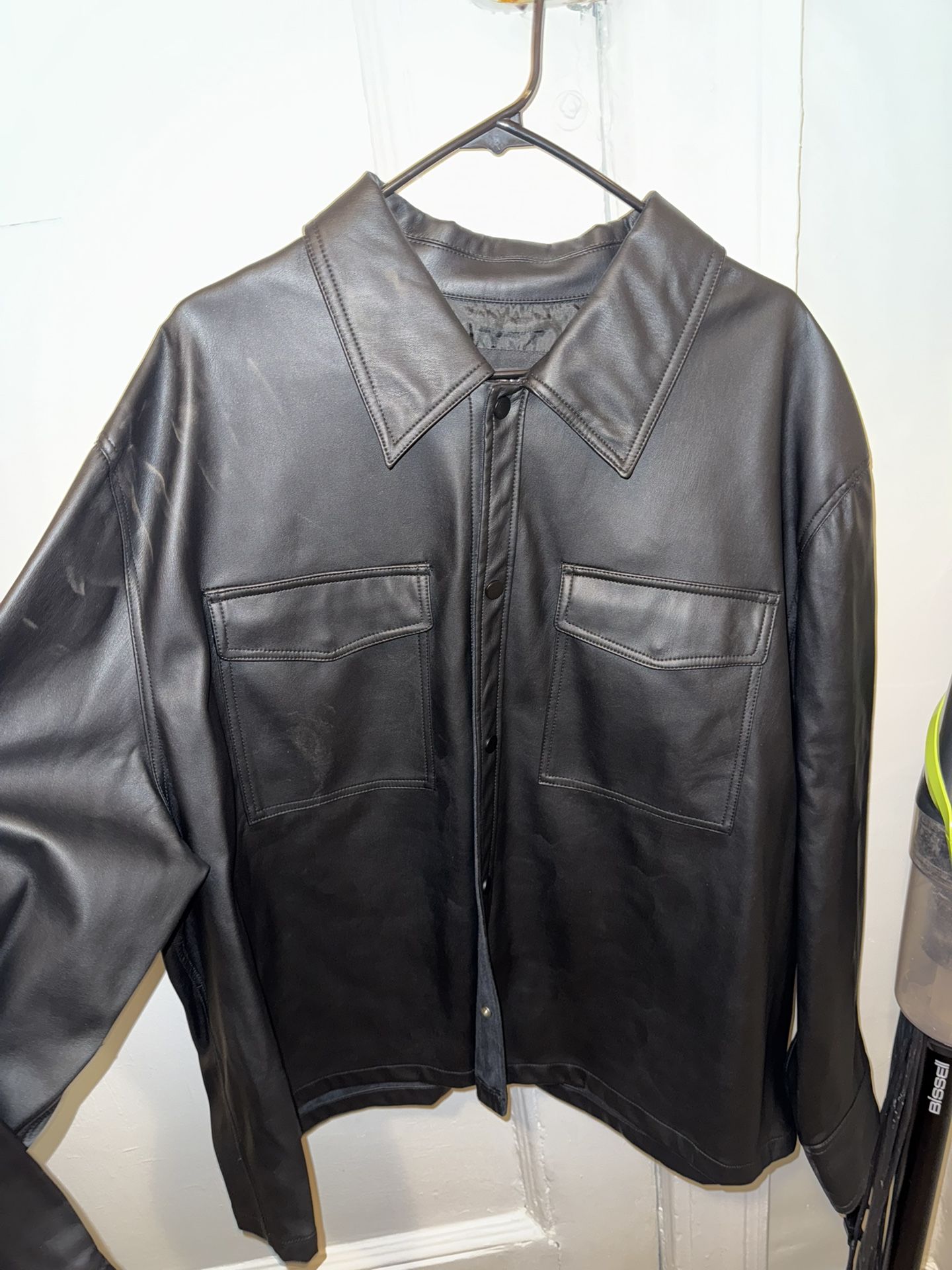Men’s Leather Jacket