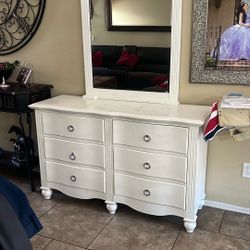 Dresser Drawer/ Vanity