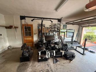 FREE WEIGHTS!