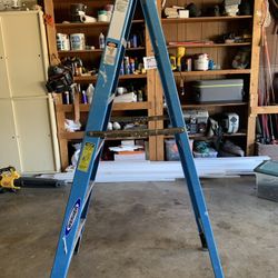 Werner 6ft. Ladder - Like new 