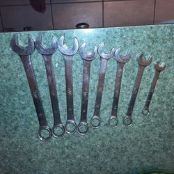 Mac Tools Wrenches. SAE. 7/8, 13/16, 3/4, 11/16, 5/8, 9/16, and 3/8.