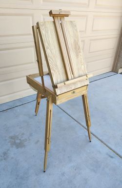 Easel
