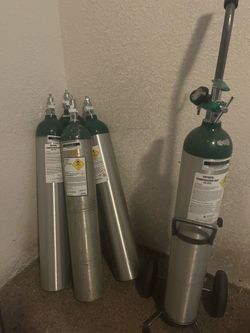 full oxygen bottles
