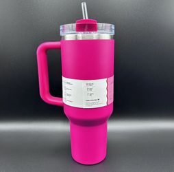 Cosmo Pink Red Valentine's Day Stanley Cup Target Exclusive Tumbler for  Sale in Las Vegas, NV - OfferUp