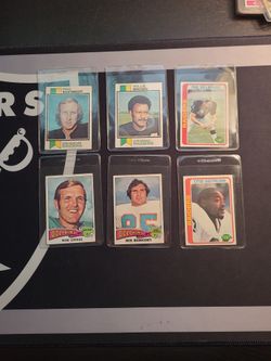 Vintage Topps Football Cards