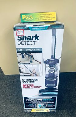 Shark Detect Lift-Away ADV Vacuum *NEW!