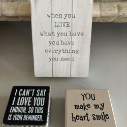 3 Inspirational Quote Signs On Love 