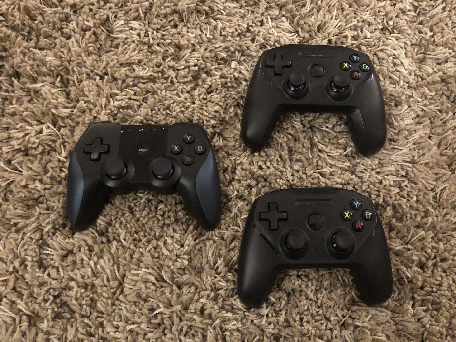 Apple TV gaming controllers