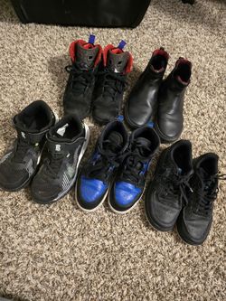 Boys Nike Size 2