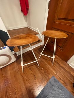 URBN stool set