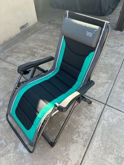 Folding Lounge Chair