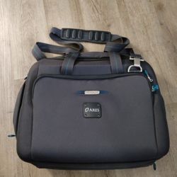 Samsonite Laptop Briefcase For Sale (18"x 14")