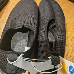 Men's Thach Water Shoes - Sun Squad Black NWT size L 11/12