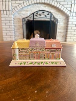 Vintage 1994 Lenox village butter dish