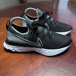 Women’s Nike Running Shoes