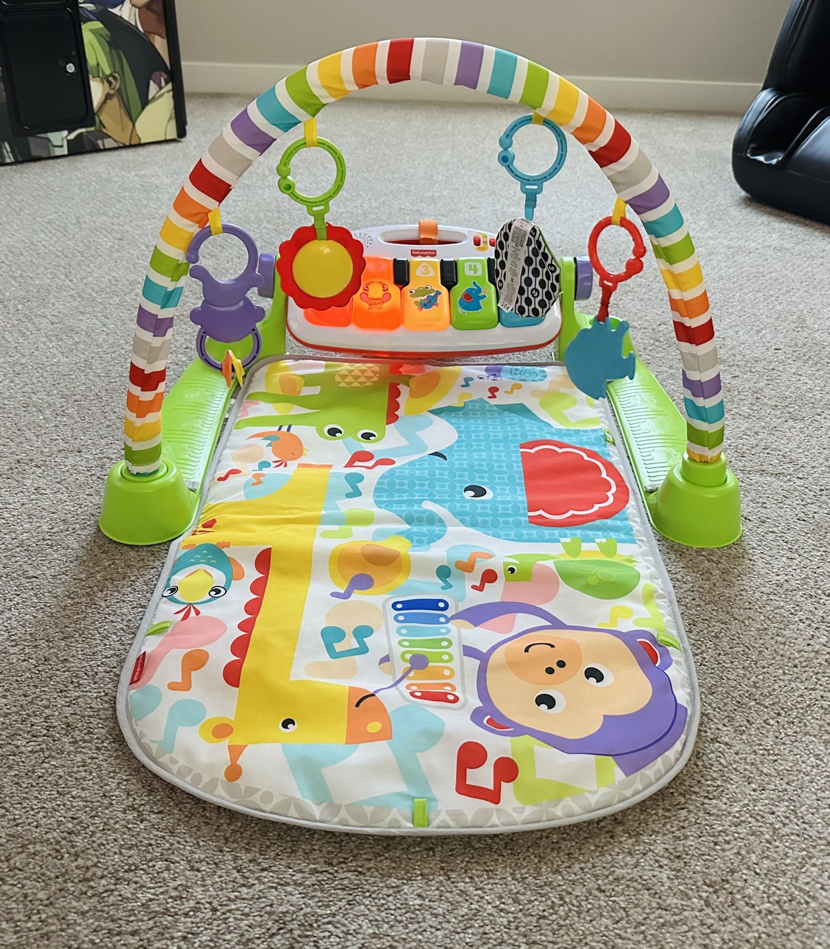 Fisher-Price Baby Playmat Deluxe Kick & Play Piano Gym