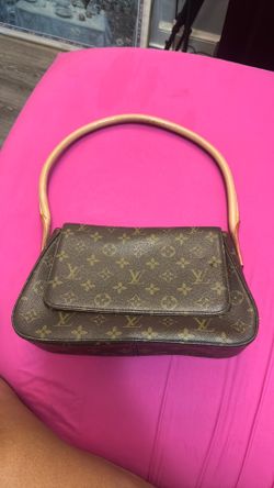 Vintage Monogram Canvas Shoulder Bag – Pre-Owned Designer Style Purse