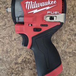 Milwaukee 3/8 Stubby Impact