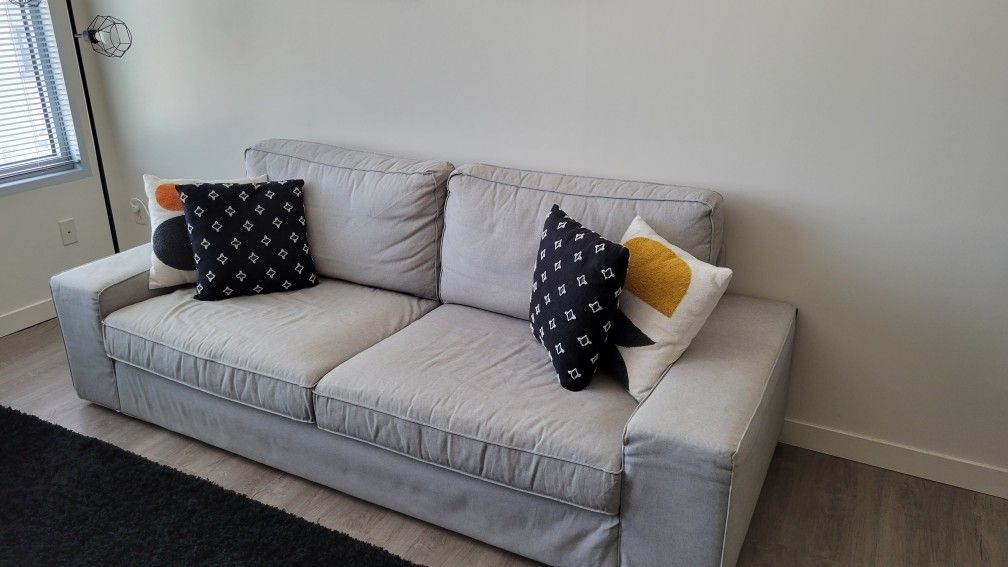 Ikea Kivic Full Size Sofa Couch New Condition Pet Free