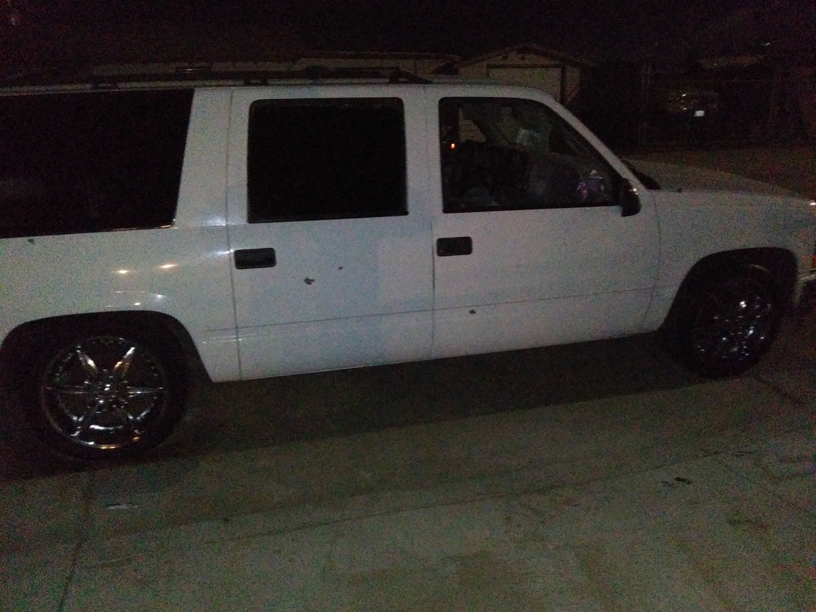 1999 suberben nice car needs to fix loose rod it runs and tagged till August tis year nice stereo nice interior