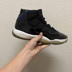 Jordan 11 Space Jam