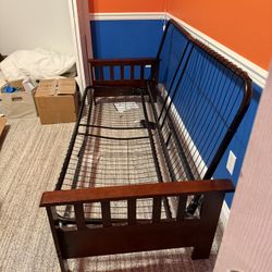 Full Size Futon Frame Free