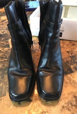 Karen Scott black leather ankle boots size 8