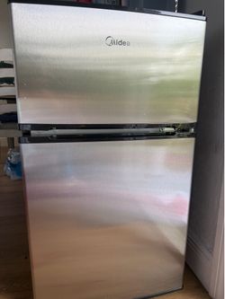 fridge. Refrigerador