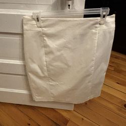 Worthington White skirt 